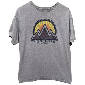 Yosemite California T Shirt Mens Large Gray Delta Pro Weight Outdoor Graphic Tee